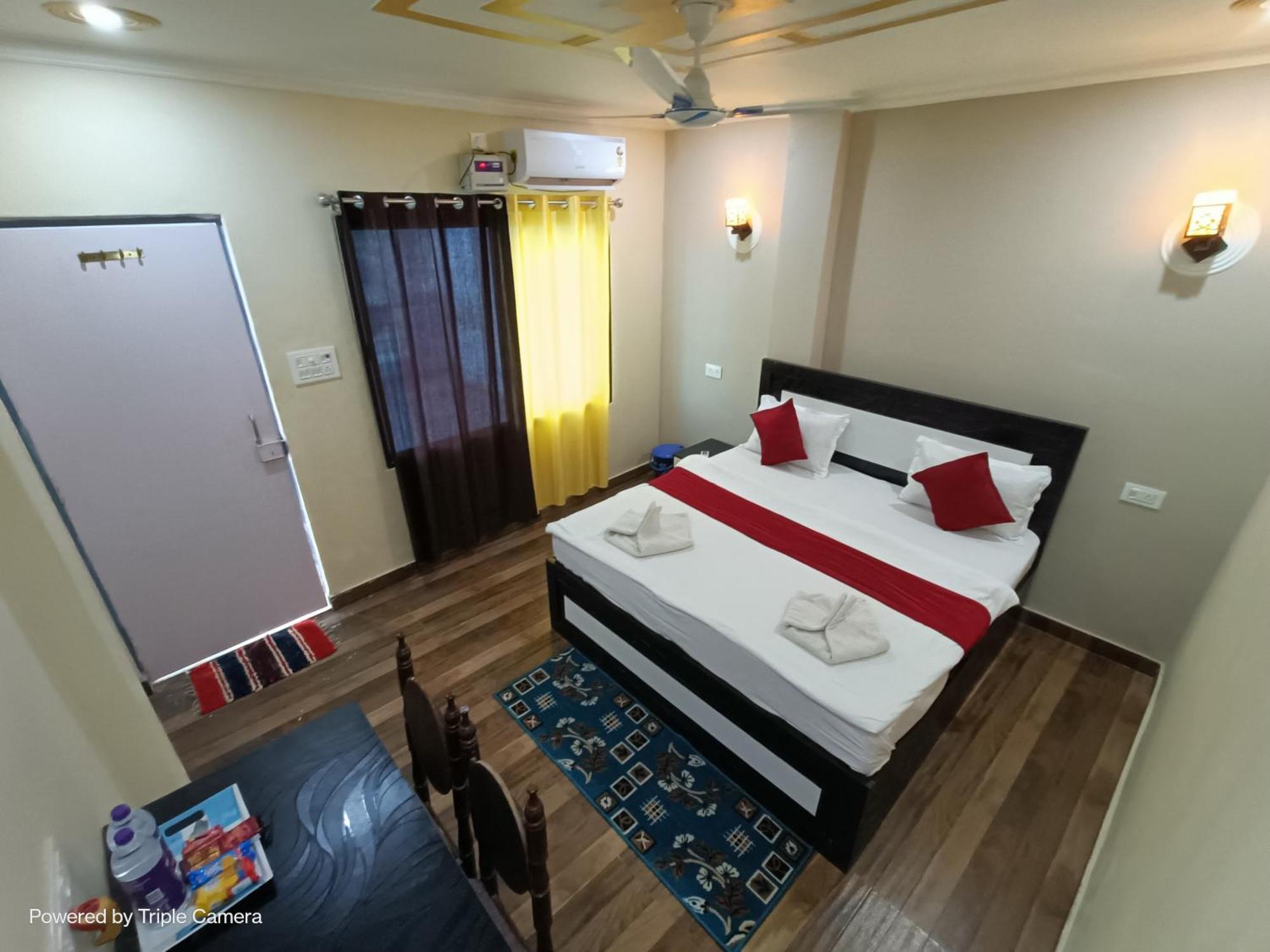 Mohit In Paying Guest House Varanasi Exterior photo