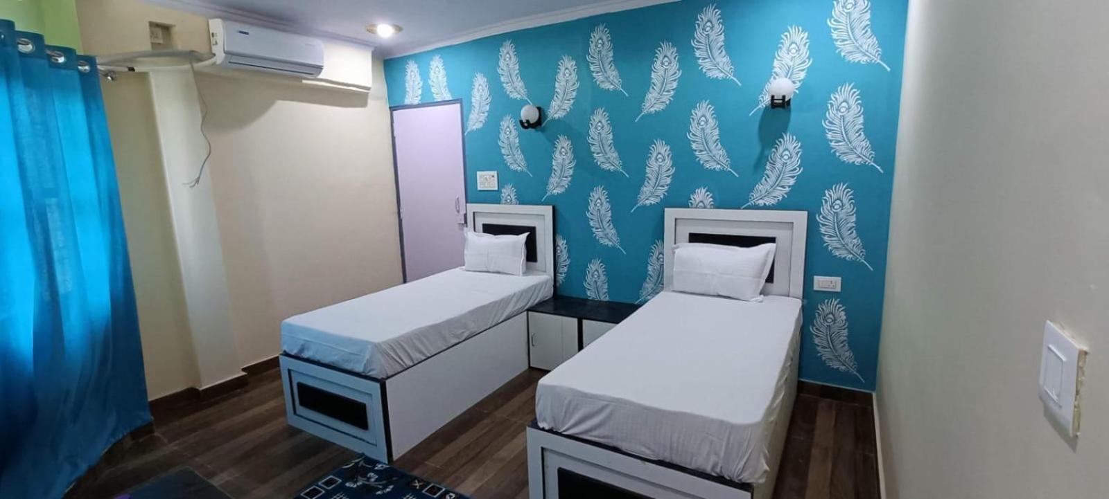 Mohit In Paying Guest House Varanasi Exterior photo
