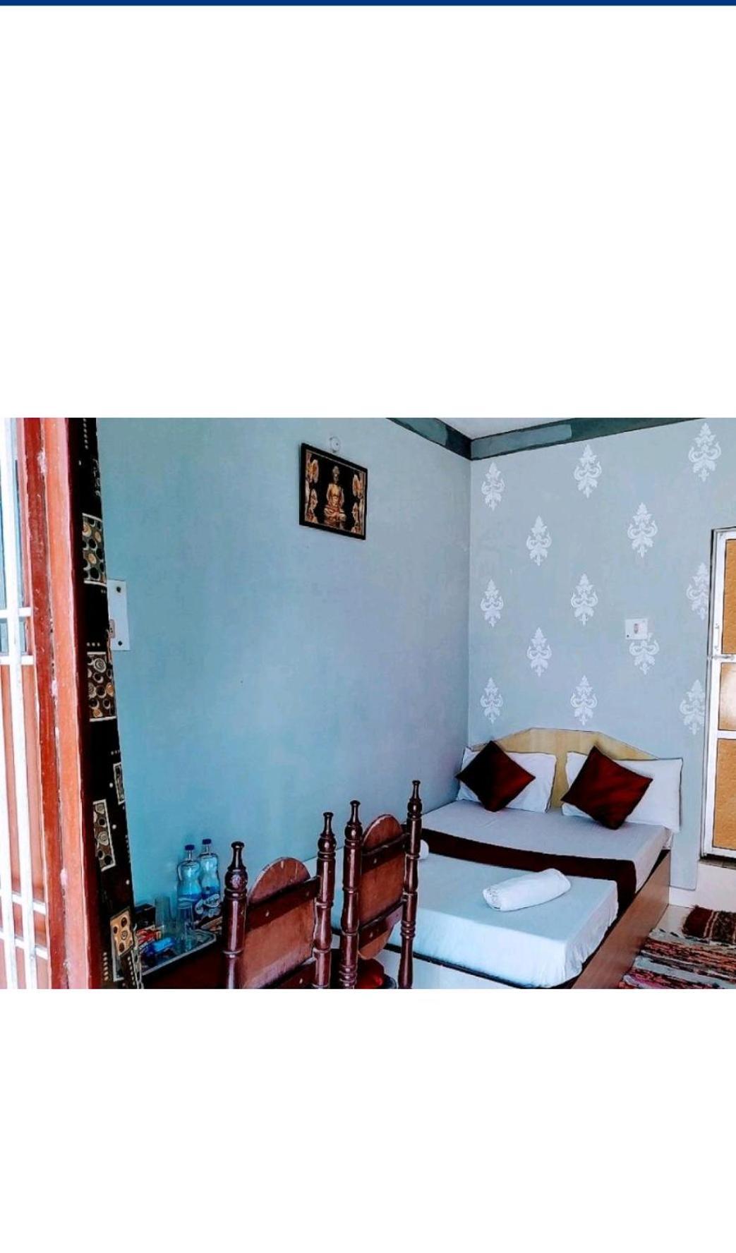 Mohit In Paying Guest House Varanasi Exterior photo